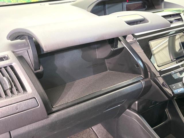 プリウスアルファ Ｓ　チューン　ブラックＩＩ　ＳＤナビ　バックカメラ　禁煙車　ドラレコ　スマートキー　ＥＴＣ　純正１６インチアルミ　オートライト　オートエアコン　Ｂｌｕｅｔｏｏｔｈ　ＣＤ　フルセグ　ＬＥＤフォグ（44枚目）