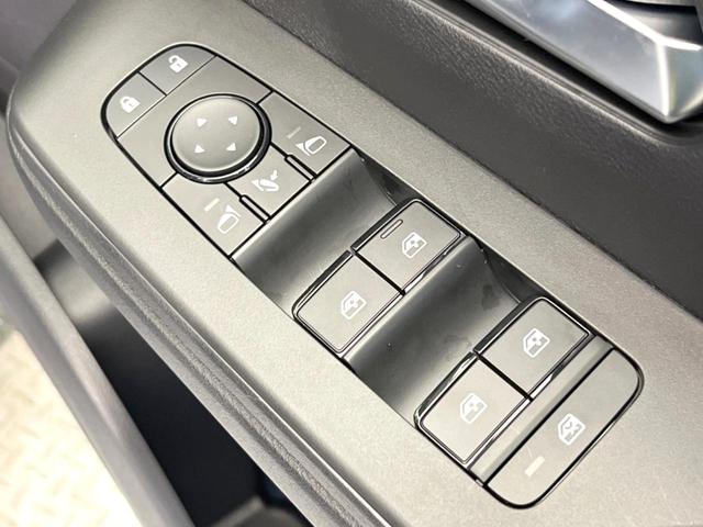 セレナ ｅ－パワー　ハイウェイスターＶ　１２．３型純正ナビ　登録済未使用車　両側電動ドア　全周囲カメラ　衝突被害軽減システム　レーダークルーズ　ドラレコ　コーナーセンサー　スマートキー　ＬＥＤヘッド　ビルトインＥＴＣ　純正１６インチアルミ（40枚目）