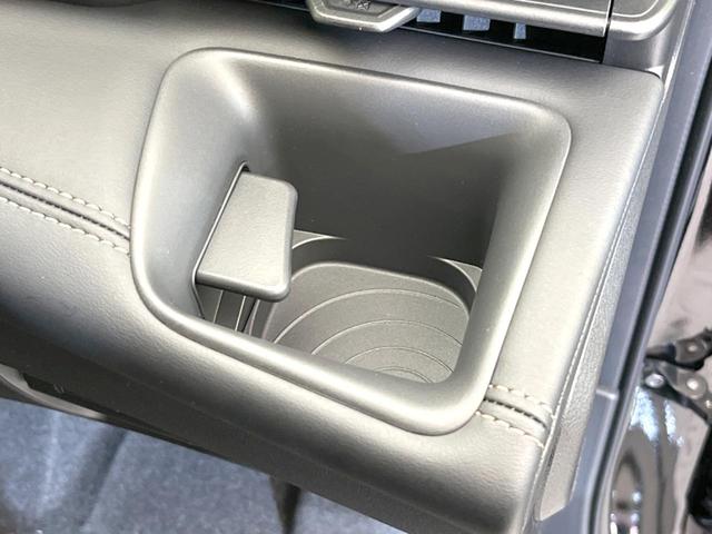 セレナ ｅ－パワー　ハイウェイスターＶ　１２．３型純正ナビ　登録済未使用車　両側電動ドア　全周囲カメラ　衝突被害軽減システム　レーダークルーズ　ドラレコ　コーナーセンサー　スマートキー　ＬＥＤヘッド　ビルトインＥＴＣ　純正１６インチアルミ（50枚目）