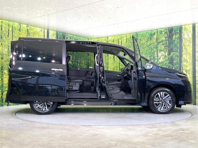 セレナ ｅ－パワー　ハイウェイスターＶ　１２．３型純正ナビ　登録済未使用車　両側電動ドア　全周囲カメラ　衝突被害軽減システム　レーダークルーズ　ドラレコ　コーナーセンサー　スマートキー　ＬＥＤヘッド　ビルトインＥＴＣ　純正１６インチアルミ（67枚目）