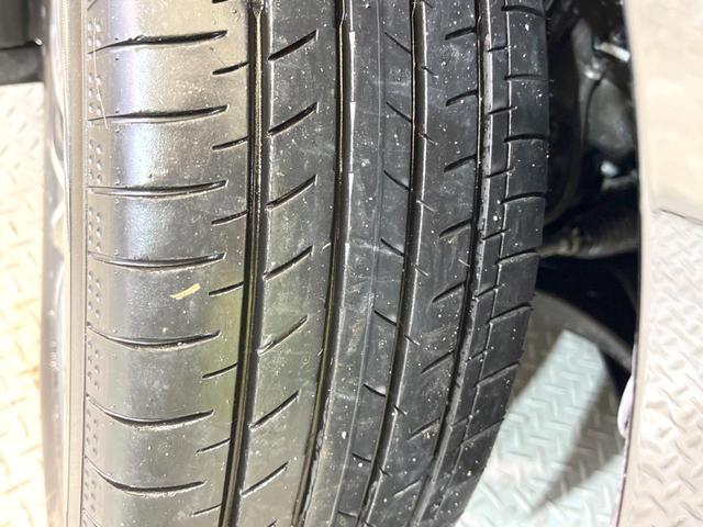 ヴォクシー ハイブリッドＳ－Ｚ　１０型ディスプレイオーディオ　両側電動ドア　バックカメラ　１００Ｖ電源　衝突軽減　レーダークルーズ　禁煙車　電動リアゲート　ハーフレザーシート　ドラレコ　コーナーセンサー　スマートキー　ＬＥＤヘッド（27枚目）