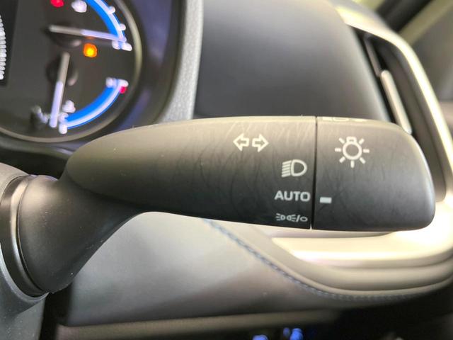 ヴォクシー ハイブリッドＳ－Ｚ　１０型ディスプレイオーディオ　両側電動ドア　バックカメラ　１００Ｖ電源　衝突軽減　レーダークルーズ　禁煙車　電動リアゲート　ハーフレザーシート　ドラレコ　コーナーセンサー　スマートキー　ＬＥＤヘッド（46枚目）