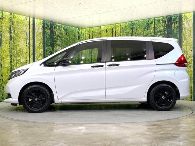 フリードハイブリッド ハイブリッド・Ｇブラックスタイル　両側電動ドア　純正ＳＤナビ　バックカメラ　衝突被害軽減システム　禁煙車　ドラレコ　スマートキー　ＬＥＤヘッド　ビルトインＥＴＣ　純正１５インチアルミ　車線逸脱警報　オートライト　オートエアコン（22枚目）