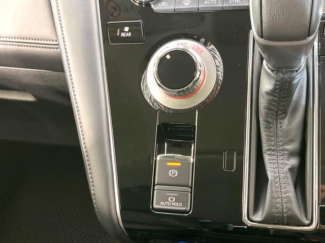 デリカＤ：５ Ｐ　４ＷＤ　純正１０型ナビ　ターボ　ディーゼル（軽油）　両側電動ドア　バックカメラ　衝突被害軽減システム　レーダークルーズ　禁煙車　パワーシート　ドラレコ　スマートキー　ＬＥＤヘッド　ＥＴＣ（33枚目）