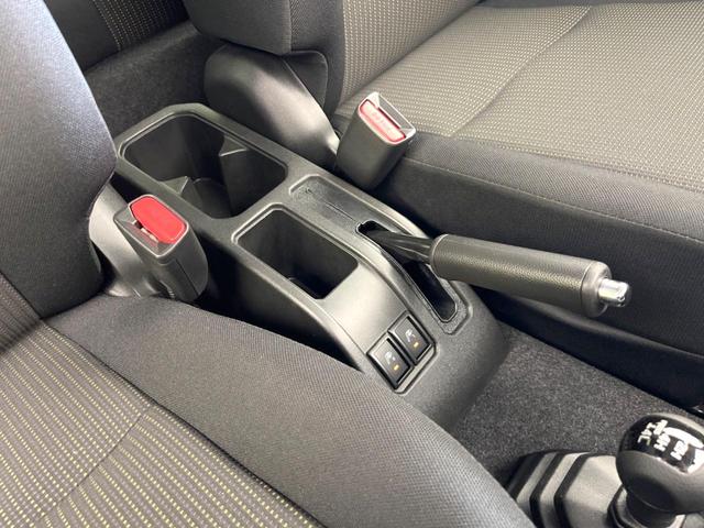 ジムニー ＸＣ　４ＷＤ　ＳＤナビ　バックカメラ　衝突被害軽減システム　禁煙車　ドラレコ　スマートキー　ＬＥＤヘッド　ビルトインＥＴＣ　クルコン　純正１６インチアルミ　オートハイビーム　車線逸脱警報　オートライト（32枚目）