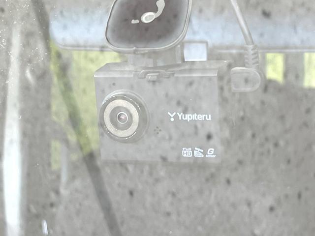 スペーシアカスタムＺ ベースグレード　ナビ　バックカメラ　両側電動ドア　ドラレコ　シートヒーター　ＨＩＤヘッド　ＬＥＤフォグ　純正１４インチアルミ　オートエアコン　プライバシーガラス　ロールサンシェード（5枚目）