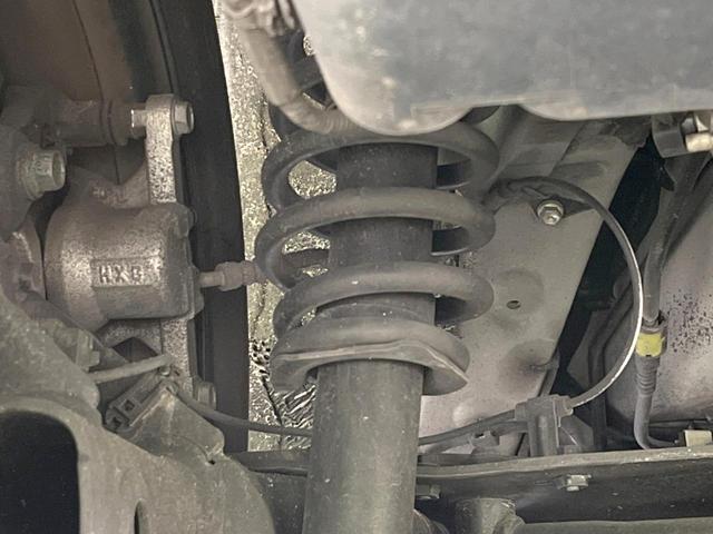 シエンタ Ｇ　クエロ　両側電動ドア　ＳＤナビ　バックカメラ　衝突被害軽減システム　禁煙車　ハーフレザーシート　コーナーセンサー　スマートキー　ＬＥＤヘッド　ＥＴＣ　オートハイビーム　車線逸脱警報　オートライト（21枚目）