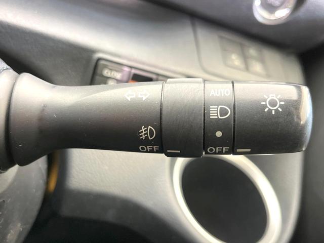 シエンタ Ｇ　クエロ　両側電動ドア　ＳＤナビ　バックカメラ　衝突被害軽減システム　禁煙車　ハーフレザーシート　コーナーセンサー　スマートキー　ＬＥＤヘッド　ＥＴＣ　オートハイビーム　車線逸脱警報　オートライト（26枚目）