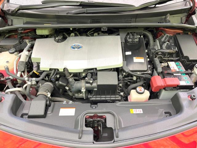 プリウスＰＨＶ Ａレザーパッケージ　純正１１型ナビ　バックカメラ　衝突軽減　レーダークルーズ　禁煙車　レザーシート　パワーシート　コーナーセンサー　スマートキー　ＬＥＤヘッド　ＥＴＣ２．０　オートハイビーム　車線逸脱警報　オートライト（18枚目）