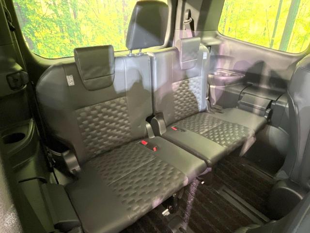 ヴォクシー Ｓ－Ｚ　後席モニター　純正１０．５型ディスプレイオーディオ　快適利便パッケージ　全周囲カメラ　両側電動スライドドア　バックカメラ　ＬＥＤヘッドライト　ＥＴＣ　ドライブレコーダー（10枚目）