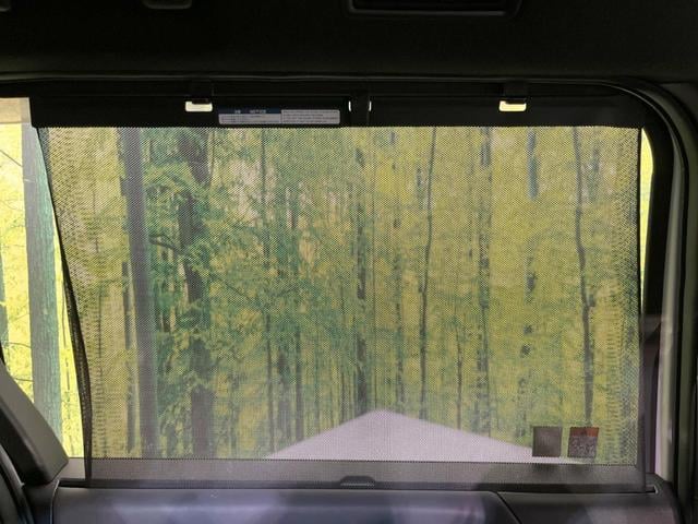 ヴォクシー Ｓ－Ｚ　後席モニター　純正１０．５型ディスプレイオーディオ　快適利便パッケージ　全周囲カメラ　両側電動スライドドア　バックカメラ　ＬＥＤヘッドライト　ＥＴＣ　ドライブレコーダー（43枚目）