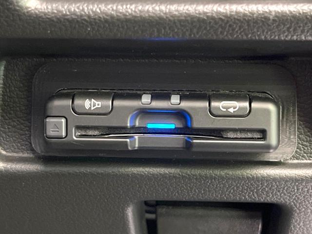 スペーシアカスタム ハイブリッドＸＳターボ　両側電動ドア　全周囲カメラ　衝突被害軽減システム　禁煙車　ドラレコ　コーナーセンサー　スマートキー　ＬＥＤヘッド　ＥＴＣ　純正１５インチアルミ　オートハイビーム　車線逸脱警報　オートライト（71枚目）