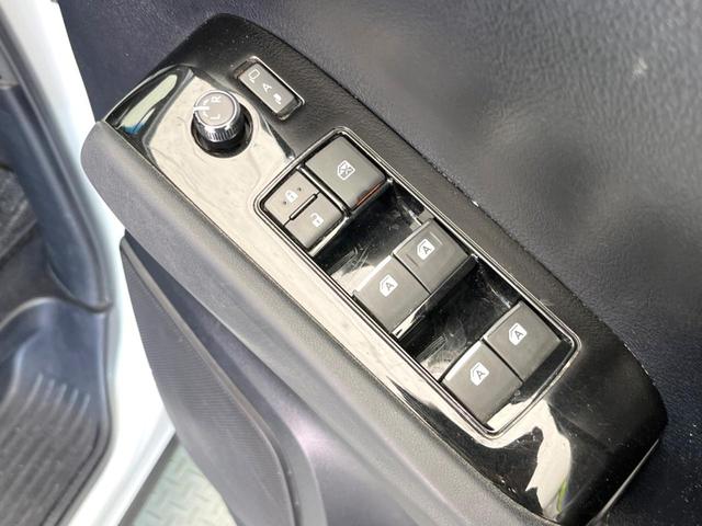 ヴェルファイア ２．５Ｚ　Ａエディション　両側電動ドア　純正ＳＤナビ　後席モニター　バックカメラ　禁煙車　ドラレコ　コーナーセンサー　スマートキー　ＬＥＤヘッド　ビルトインＥＴＣ　クルコン　純正１８インチアルミ　オートライト（36枚目）