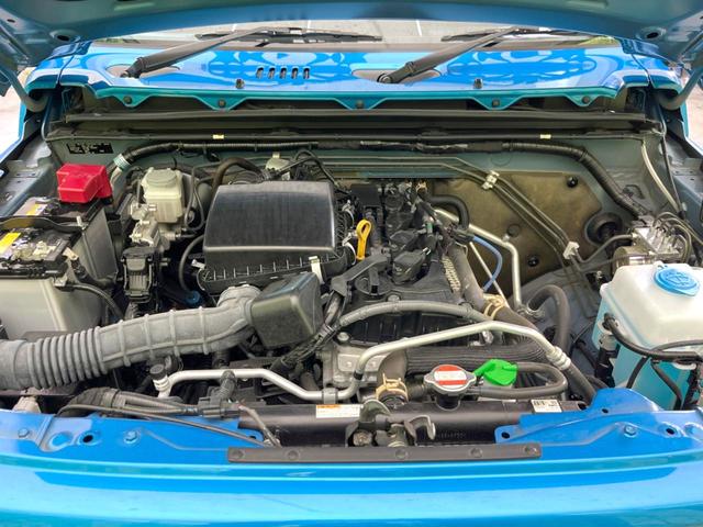 ジムニーシエラ ＪＣ　４ＷＤ　ターボ　ＳＤナビ　衝突被害軽減システム　禁煙車　スマートキー　ＬＥＤヘッド　クルコン　純正１７インチアルミ　オートハイビーム　車線逸脱警報　オートライト　オートエアコン　Ｂｌｕｅｔｏｏｔｈ（18枚目）