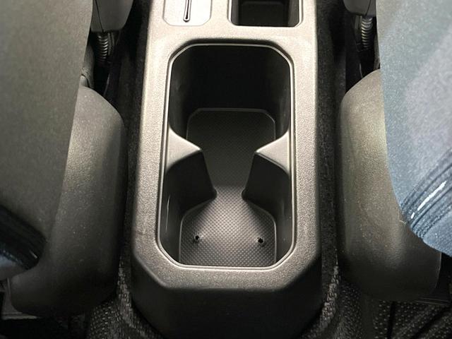 ジムニーシエラ ＪＣ　４ＷＤ　ターボ　ＳＤナビ　衝突被害軽減システム　禁煙車　スマートキー　ＬＥＤヘッド　クルコン　純正１７インチアルミ　オートハイビーム　車線逸脱警報　オートライト　オートエアコン　Ｂｌｕｅｔｏｏｔｈ（36枚目）