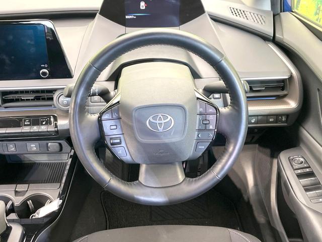 プリウス Ｕ　純正ディスプレイオーディオ　全周囲カメラ　１００Ｖ電源　衝突被害軽減システム　レーダークルーズ　禁煙車　ドラレコ　コーナーセンサー　スマートキー　ＬＥＤヘッド　ＥＴＣ２．０　純正１７インチアルミ（11枚目）