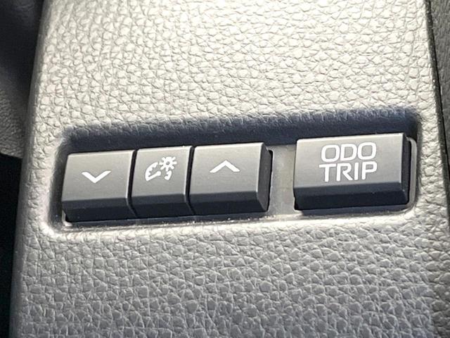 プリウス Ｕ　純正ディスプレイオーディオ　全周囲カメラ　１００Ｖ電源　衝突被害軽減システム　レーダークルーズ　禁煙車　ドラレコ　コーナーセンサー　スマートキー　ＬＥＤヘッド　ＥＴＣ２．０　純正１７インチアルミ（36枚目）