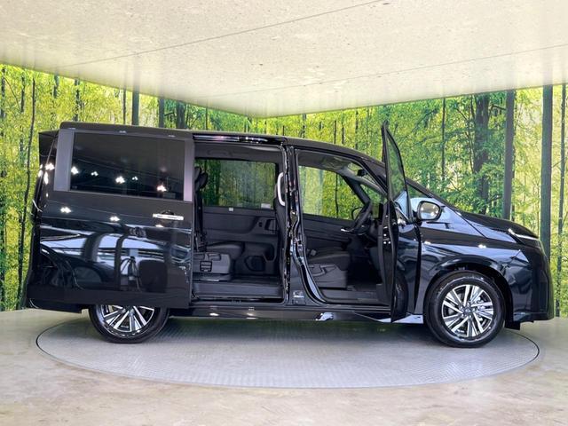 セレナ ハイウェイスターＶ　純正１２型ナビ　プロパイロット　アラウンドビューモニター　デジタルインナーミラー　両側電動スライドドア　禁煙車　パドルシフト　ＥＴＣ　ＬＥＤヘッドライト　リヤオートエアコン　オートマチックハイビーム（35枚目）