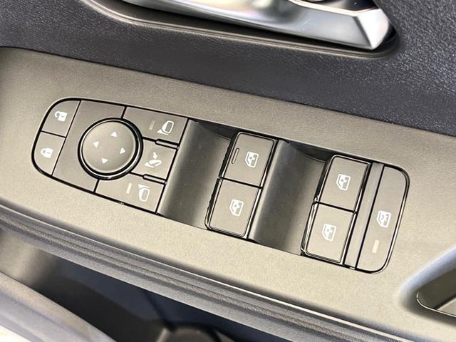 セレナ ハイウェイスターＶ　純正１２型ナビ　プロパイロット　アラウンドビューモニター　デジタルインナーミラー　両側電動スライドドア　禁煙車　パドルシフト　ＥＴＣ　ＬＥＤヘッドライト　リヤオートエアコン　オートマチックハイビーム（49枚目）