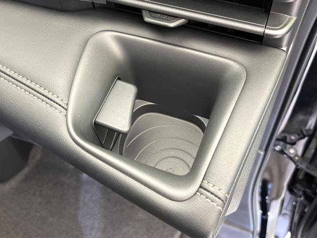 セレナ ハイウェイスターＶ　純正１２型ナビ　プロパイロット　アラウンドビューモニター　デジタルインナーミラー　両側電動スライドドア　禁煙車　パドルシフト　ＥＴＣ　ＬＥＤヘッドライト　リヤオートエアコン　オートマチックハイビーム（50枚目）