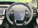 インテリアに合わせたデザインのステアリングは、運転される方のことも考え、運転しやすい形状、大きさです。是非一度、実際に触ってお確かめください。