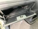 Ｇ・Ｌパッケージ　ナビ　バックカメラ　禁煙車　スマートキー　ＨＩＤヘッド　ＥＴＣ　オートライト　オートエアコン　ＣＤ　フルセグ　アイドリングストップ　電動格納ミラー　プライバシーガラス（37枚目）