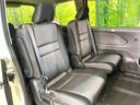 後部座席も気になるようなキズ・汚れやへたり等、大きなダメージはなく、良好な状態です。