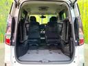 後席を格納すると、これだけの広さが!シーンに合わせたシートアレンジで、大きな荷物も積むことが出来ます♪