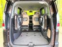 後席を格納すると、これだけの広さが!シーンに合わせたシートアレンジで、大きな荷物も積むことが出来ます♪
