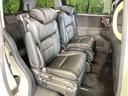 後部座席も気になるようなキズ・汚れやへたり等、大きなダメージはなく、良好な状態です。