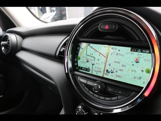 5ドア ONE ヴィクトリア 特別仕様車 ワンオーナー ヴィクトリア 純正HDDナビ マルチファンクションステアリング アームレスト 純正15インチアルミホイール LEDヘッドライト アイドリングストップ(4枚目)