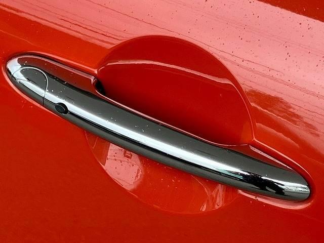 ＭＩＮＩ クーパー　純正ＨＤＤナビ　バックカメラ　前後コーナーセンサー　衝突軽減　マルチファンクションステアリング　オートライト　レインセンサー　ＥＴＣ　アイドリングストップ　コンフォートアクセス　横滑り防止（9枚目）