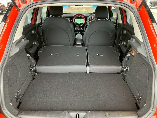 ＭＩＮＩ クーパー　純正ＨＤＤナビ　バックカメラ　前後コーナーセンサー　衝突軽減　マルチファンクションステアリング　オートライト　レインセンサー　ＥＴＣ　アイドリングストップ　コンフォートアクセス　横滑り防止（56枚目）