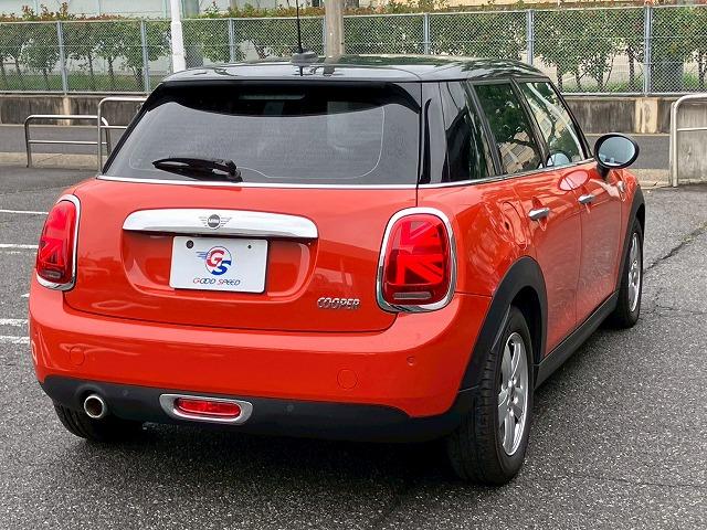 ＭＩＮＩ クーパー　純正ＨＤＤナビ　バックカメラ　前後コーナーセンサー　衝突軽減　マルチファンクションステアリング　オートライト　レインセンサー　ＥＴＣ　アイドリングストップ　コンフォートアクセス　横滑り防止（64枚目）