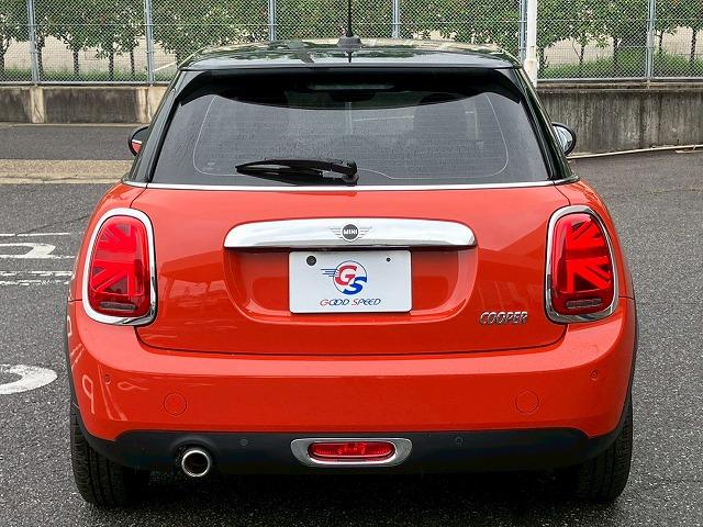 ＭＩＮＩ クーパー　純正ＨＤＤナビ　バックカメラ　前後コーナーセンサー　衝突軽減　マルチファンクションステアリング　オートライト　レインセンサー　ＥＴＣ　アイドリングストップ　コンフォートアクセス　横滑り防止（65枚目）