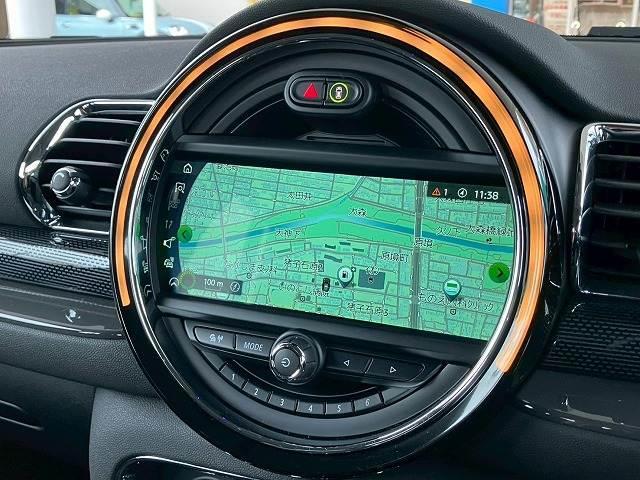 ＭＩＮＩ クーパーＳＤ　クラブマン　純正ナビ　バックカメラ　アダクティブクルーズコントロール　インテリジェントセーフティー　コンフォートアクセス　ミラーＥＴＣ　オートライト　レインセンサー　アイドリングストップ　ドライビングモード（4枚目）
