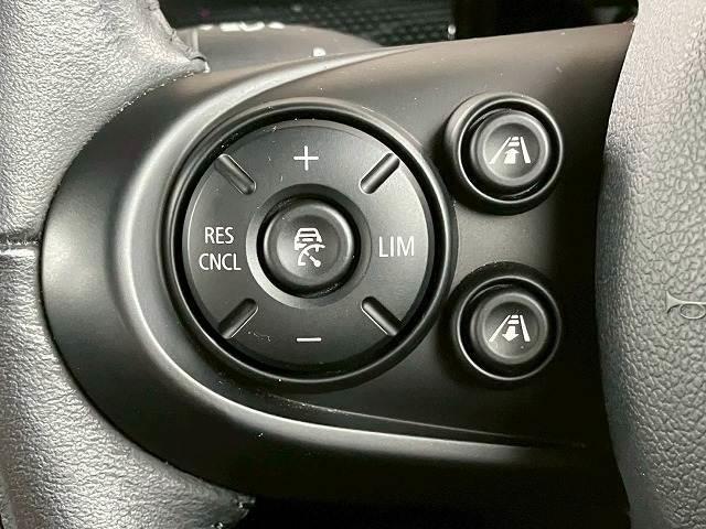 ＭＩＮＩ クーパーＳＤ　クラブマン　純正ナビ　バックカメラ　アダクティブクルーズコントロール　インテリジェントセーフティー　コンフォートアクセス　ミラーＥＴＣ　オートライト　レインセンサー　アイドリングストップ　ドライビングモード（7枚目）