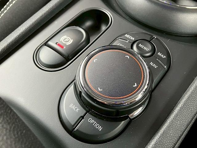 ＭＩＮＩ クーパーＳＤ　クラブマン　純正ナビ　バックカメラ　アダクティブクルーズコントロール　インテリジェントセーフティー　コンフォートアクセス　ミラーＥＴＣ　オートライト　レインセンサー　アイドリングストップ　ドライビングモード（59枚目）