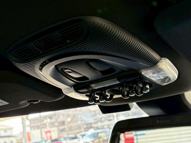 ＭＩＮＩ クーパーＤ　クロスオーバー　アンテイムドエディション　純正ナビ　バックカメラ　シートヒーター　アダクティブクルーズコントロール　電動リアゲート　インテリジェントセーフティー　ドライビングモード　ミラーＥＴＣ　コンフォートアクセス　レインセンサー（46枚目）