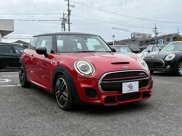 MINI 3ドアJOHN COOPER WORKS 純正ナビ バックカメラ シートヒーター アダクティブクルーズコントロール インテリジェントセーフティー パドルシフト ヘッドアップディスプレイ ミラーETC ダイナミカシート コンフォートアクセス(11枚目)
