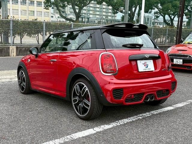 MINI 3ドアJOHN COOPER WORKS 純正ナビ バックカメラ シートヒーター アダクティブクルーズコントロール インテリジェントセーフティー パドルシフト ヘッドアップディスプレイ ミラーETC ダイナミカシート コンフォートアクセス(15枚目)