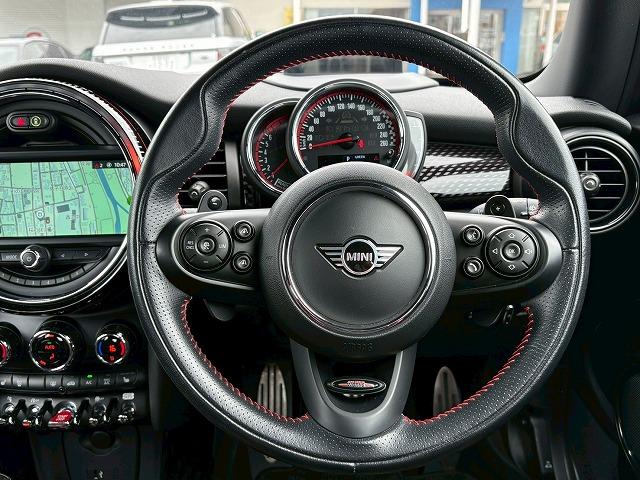 MINI 3ドアJOHN COOPER WORKS 純正ナビ バックカメラ シートヒーター アダクティブクルーズコントロール インテリジェントセーフティー パドルシフト ヘッドアップディスプレイ ミラーETC ダイナミカシート コンフォートアクセス(35枚目)