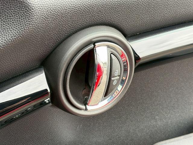 MINI 3ドアJOHN COOPER WORKS 純正ナビ バックカメラ シートヒーター アダクティブクルーズコントロール インテリジェントセーフティー パドルシフト ヘッドアップディスプレイ ミラーETC ダイナミカシート コンフォートアクセス(46枚目)