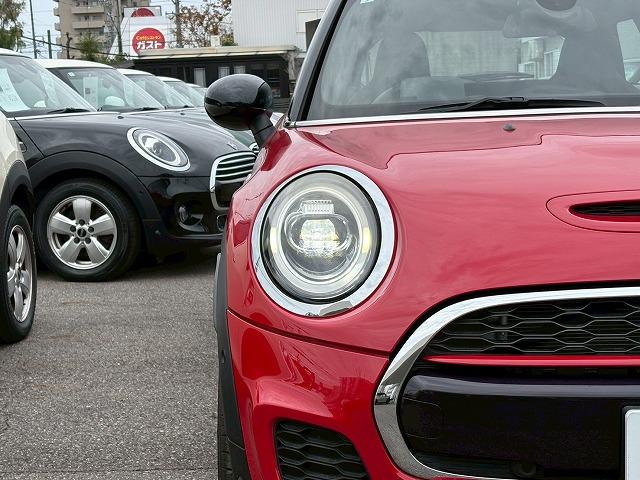 MINI 3ドアJOHN COOPER WORKS 純正ナビ バックカメラ シートヒーター アダクティブクルーズコントロール インテリジェントセーフティー パドルシフト ヘッドアップディスプレイ ミラーETC ダイナミカシート コンフォートアクセス(71枚目)