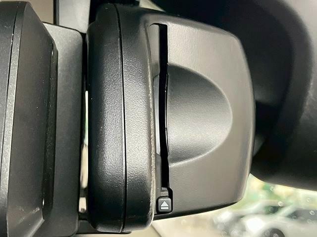 MINI COOPER 純正ナビ バックカメラ アダクティブクルーズコントロール ミラーETC インテリジェントセーフティー コンフォートアクセス LEDヘッドライト アイドリングストップ レインセンサー オートライト(8枚目)