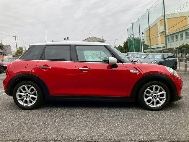 ＭＩＮＩ ５ドア　ＣＯＯＰＥＲ　Ｄ　純正ナビ／バックカメラ／衝突軽減／ＥＴＣ（12枚目）