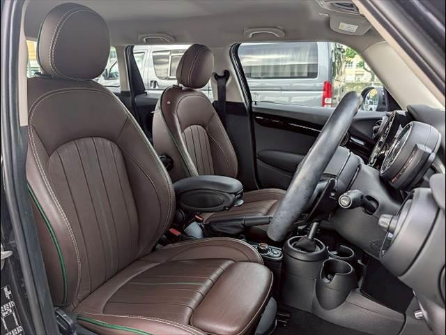 MINI 5ドア COOPER SD 60イヤーズエディション 本革シート シートヒータ 純正ナビ バックカメラ アダクティブクルーズコントロール インテリジェントセーフティー コンフォートアクセス ミラーETC コーナーセンサー LEDヘッドライト(17枚目)
