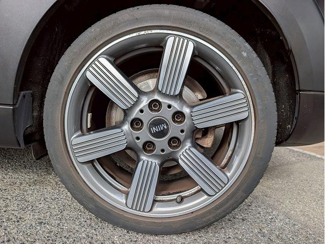 MINI 5ドア COOPER SD 60イヤーズエディション 本革シート シートヒータ 純正ナビ バックカメラ アダクティブクルーズコントロール インテリジェントセーフティー コンフォートアクセス ミラーETC コーナーセンサー LEDヘッドライト(22枚目)