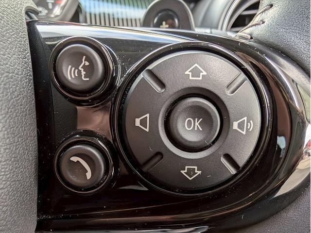 MINI 5ドア COOPER SD 60イヤーズエディション 本革シート シートヒータ 純正ナビ バックカメラ アダクティブクルーズコントロール インテリジェントセーフティー コンフォートアクセス ミラーETC コーナーセンサー LEDヘッドライト(38枚目)