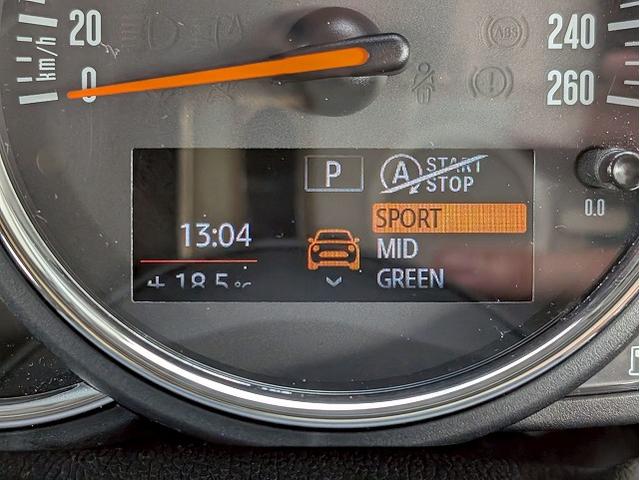 MINI 5ドア COOPER SD 60イヤーズエディション 本革シート シートヒータ 純正ナビ バックカメラ アダクティブクルーズコントロール インテリジェントセーフティー コンフォートアクセス ミラーETC コーナーセンサー LEDヘッドライト(60枚目)